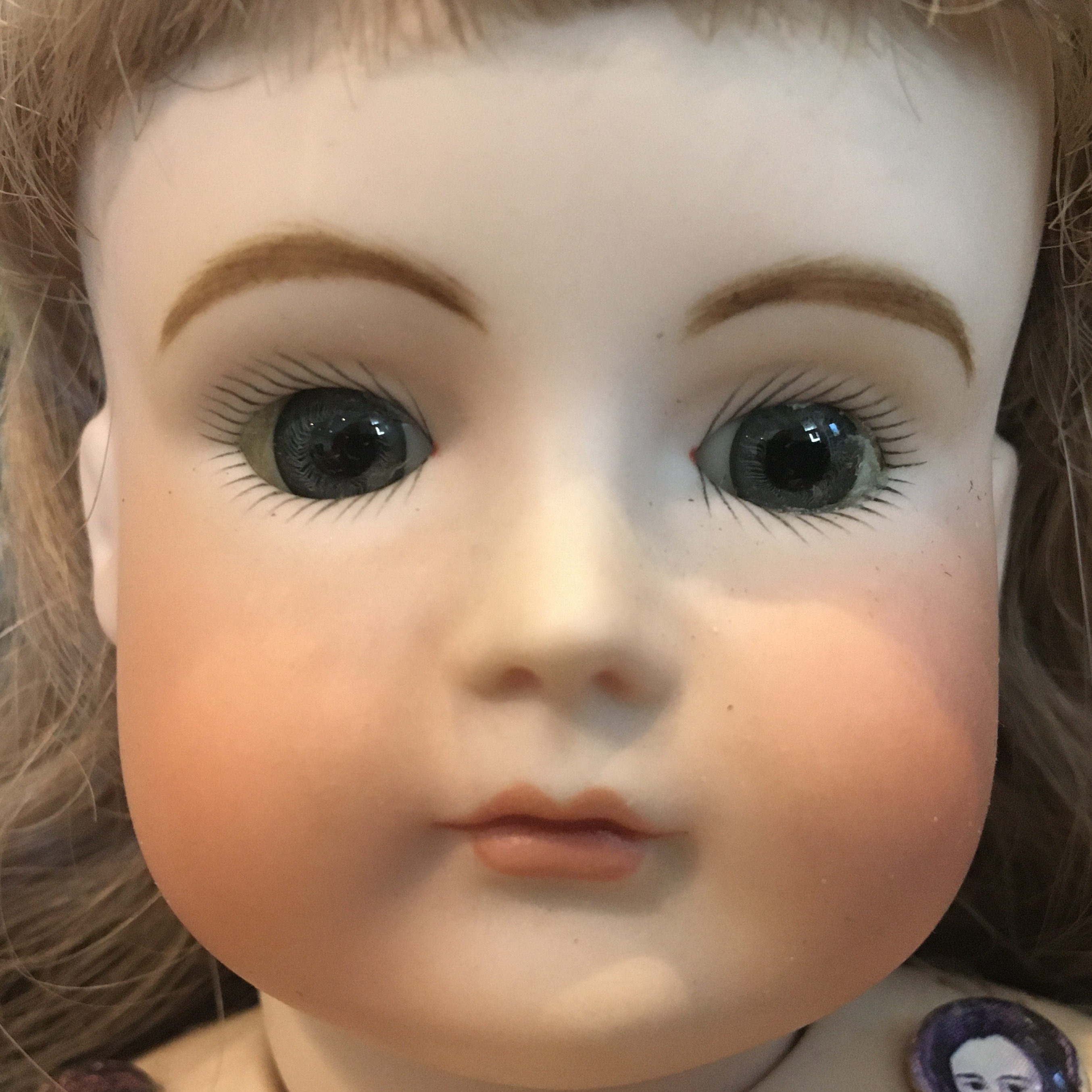 XI Girl Face