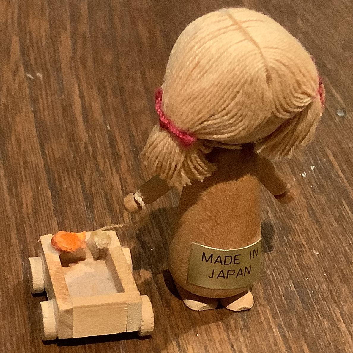 Wagon Doll Back