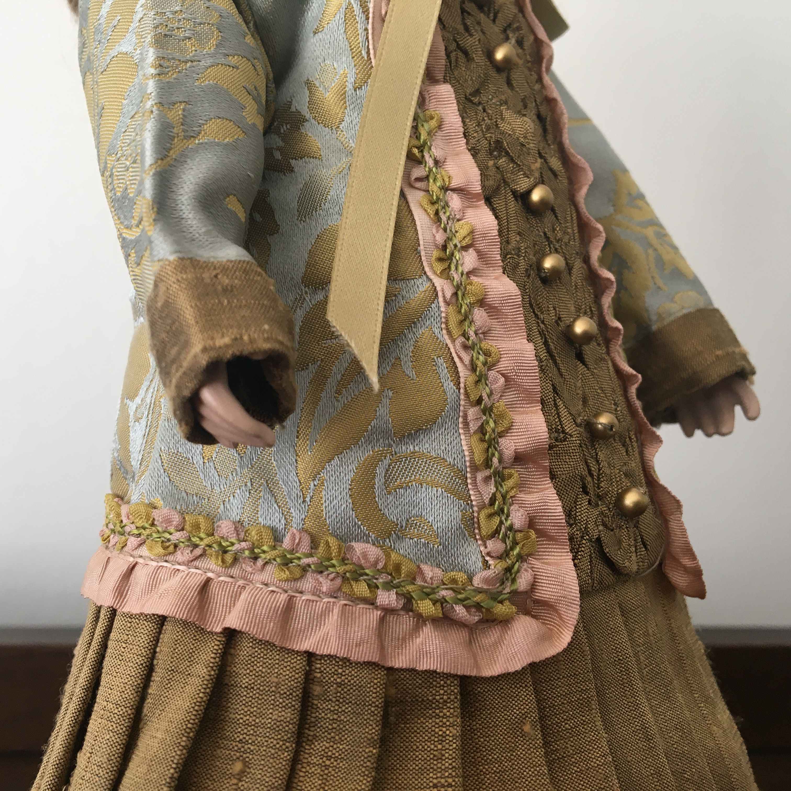 Small AT Side Detail
